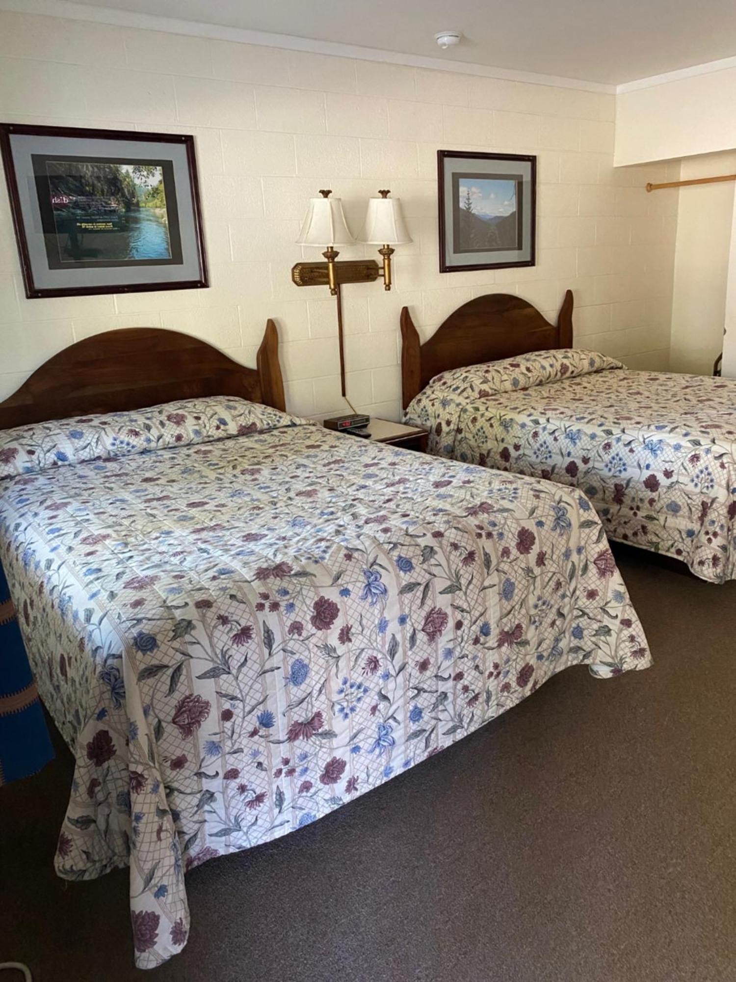 Forest Lodge Motel Happy Camp Bagian luar foto